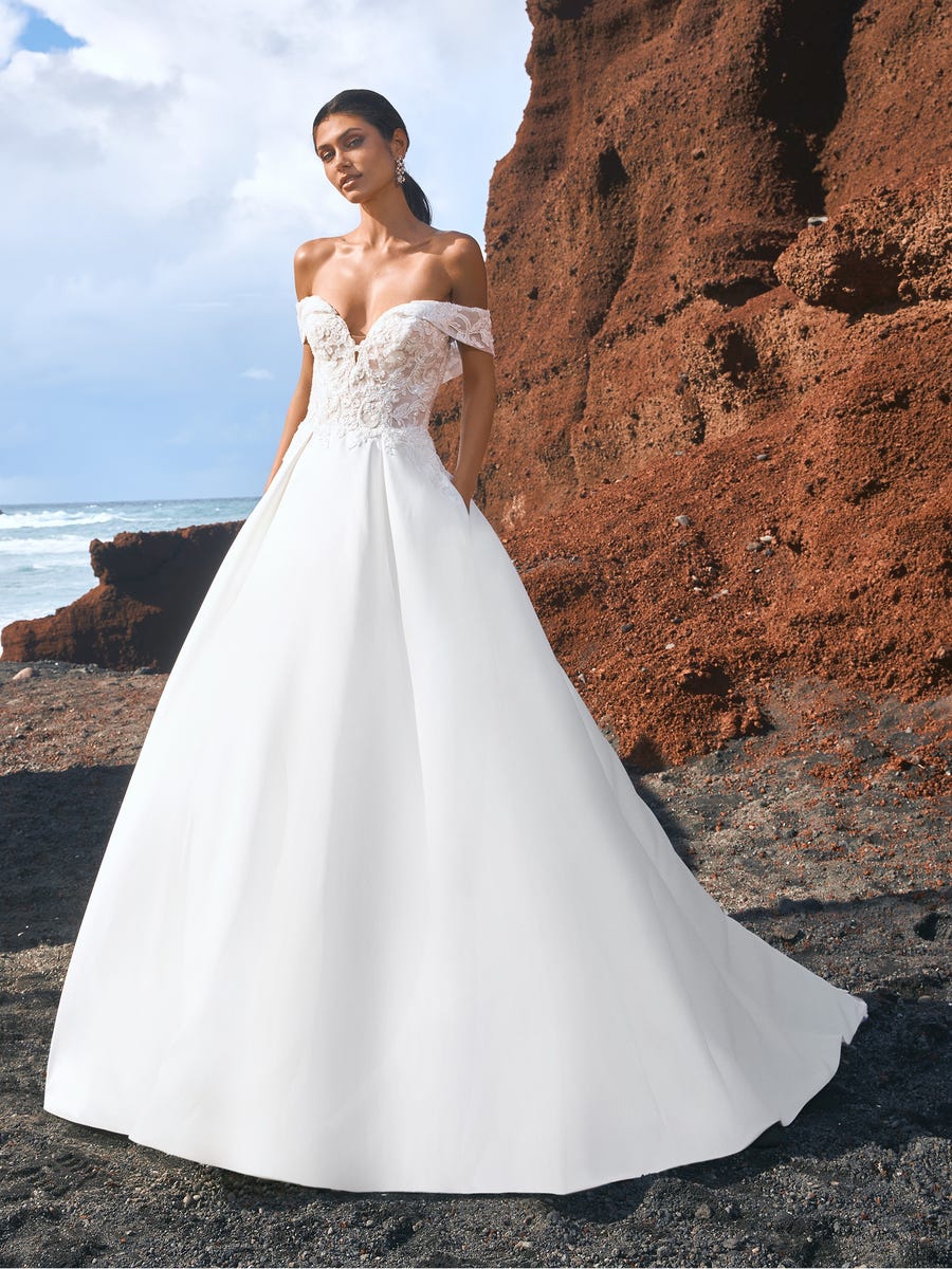 cliomakeup-pronovias-sposa-2022-13