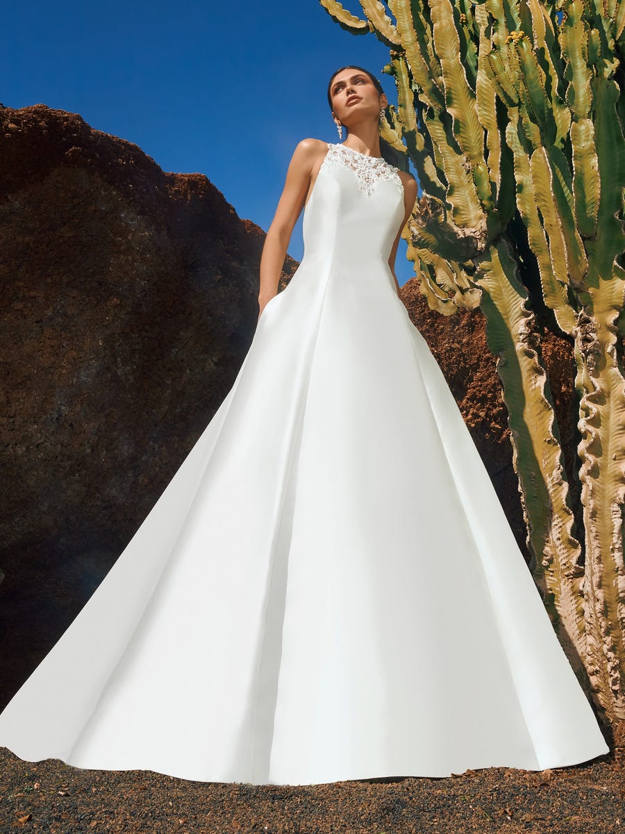 cliomakeup-pronovias-sposa-2022-16