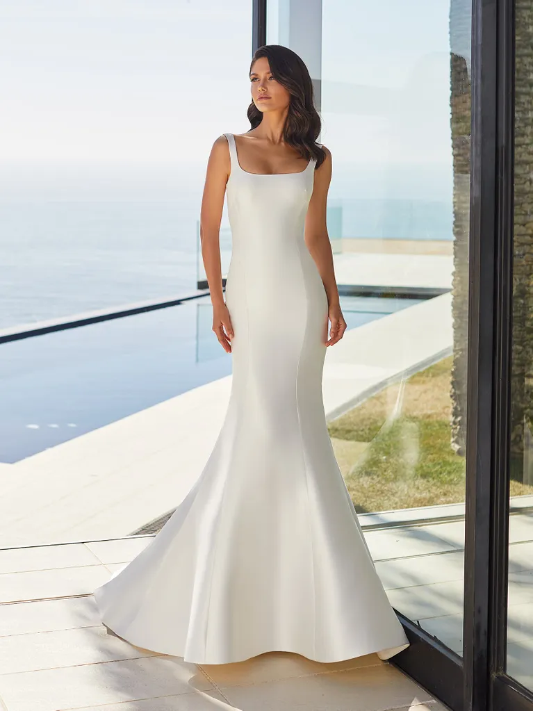 cliomakeup-pronovias-sposa-2022-32