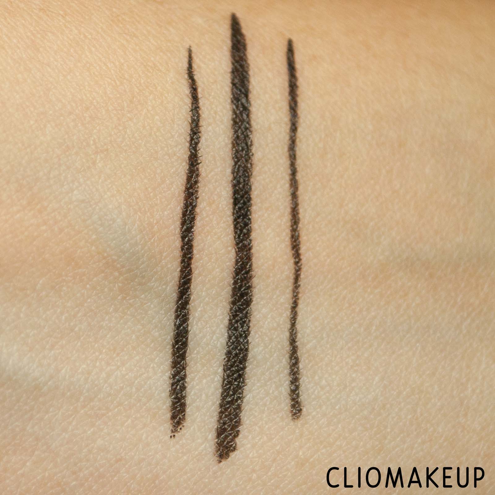 cliomakeup-recensione-eyeliner-kylie-jenner-brush-tip-liquid-eyeliner-pen-6