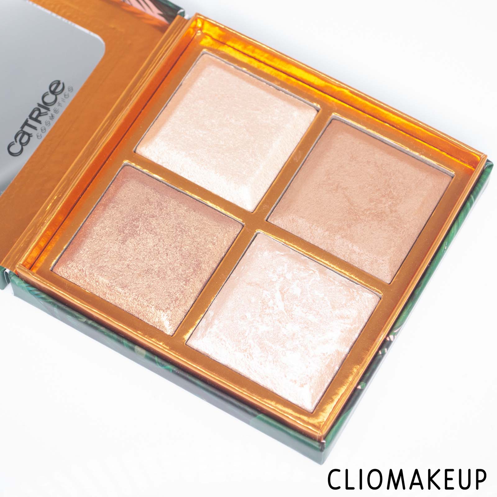 cliomakeup-recensione-palette-viso-catrice-bronze-away-to-costa-rica-baked-bronzing-e-highlighting-palette-4