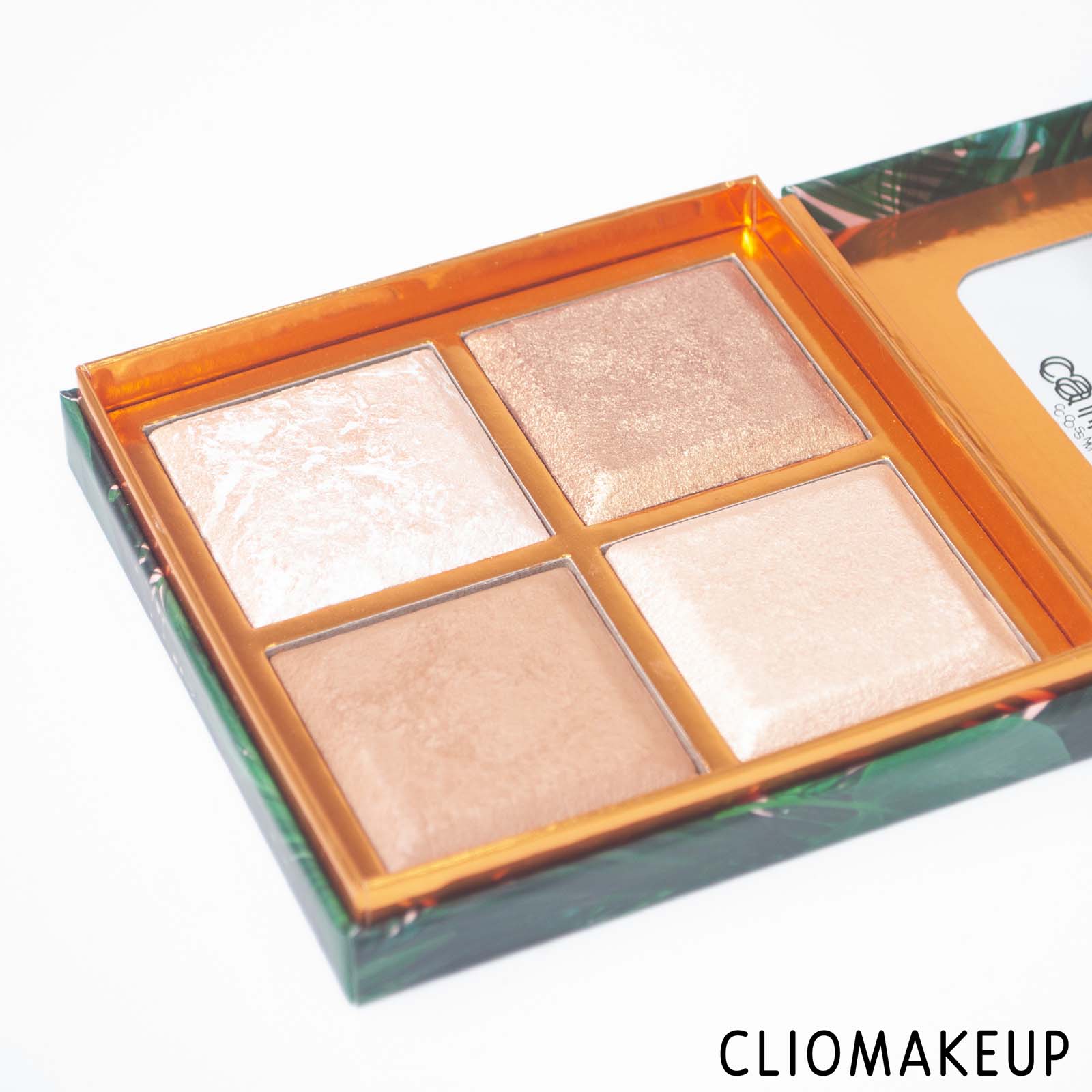 cliomakeup-recensione-palette-viso-catrice-bronze-away-to-costa-rica-baked-bronzing-e-highlighting-palette-5