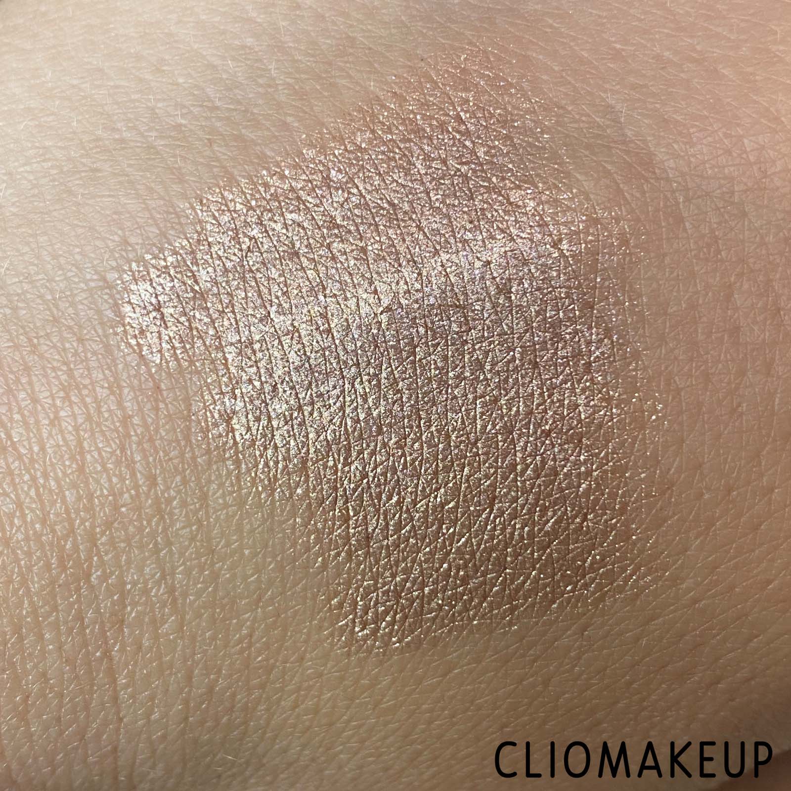 Cliomakeup-Recensione-Ombretto-Naj-Oleari-Absolute-Stay-Eyeshadow-Ombretto-Lunga-Tenuta-6