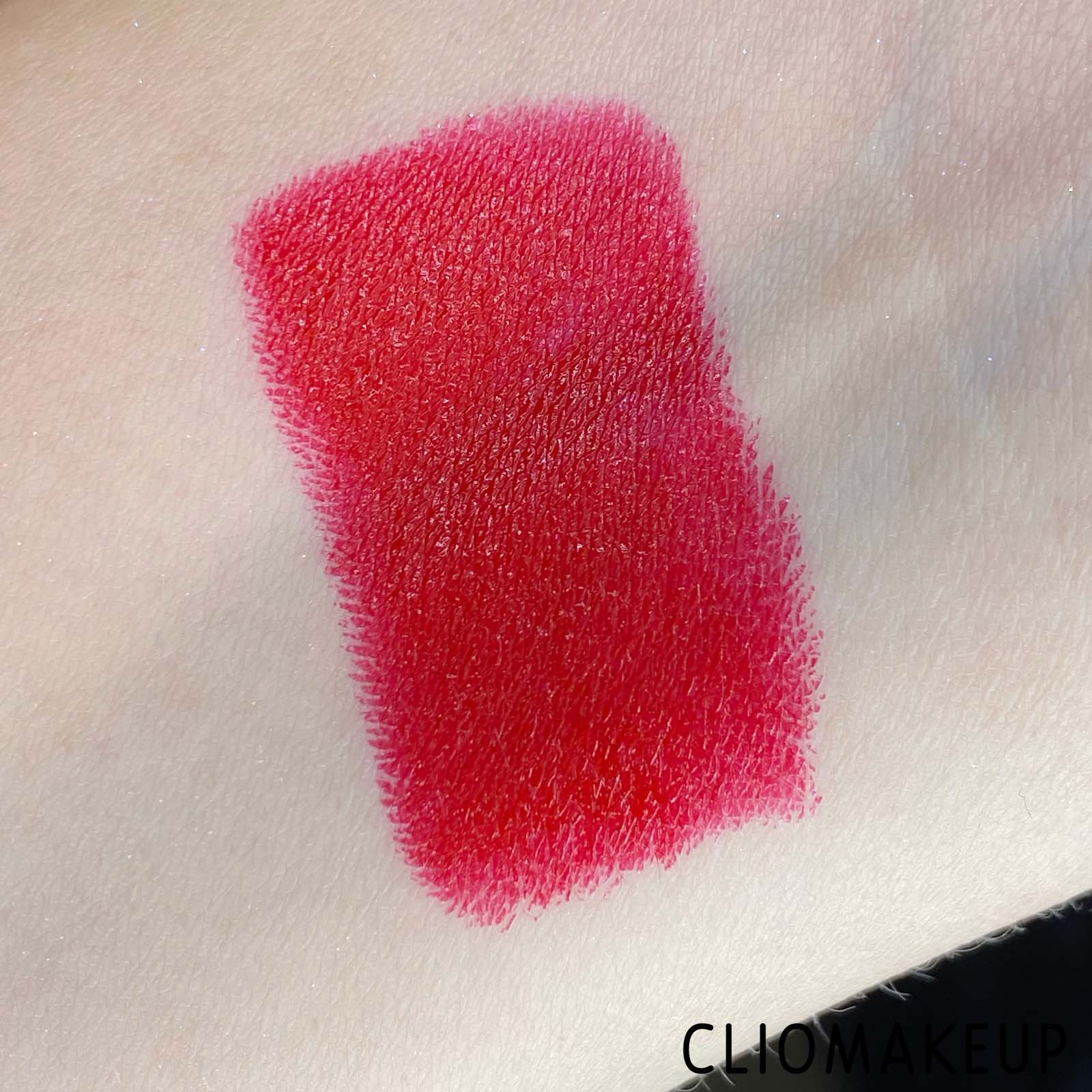 Cliomakeup-Recensione-Rossetto-Kiko-Charming-Escape-Luxurious-Shiny-Lipstick-7