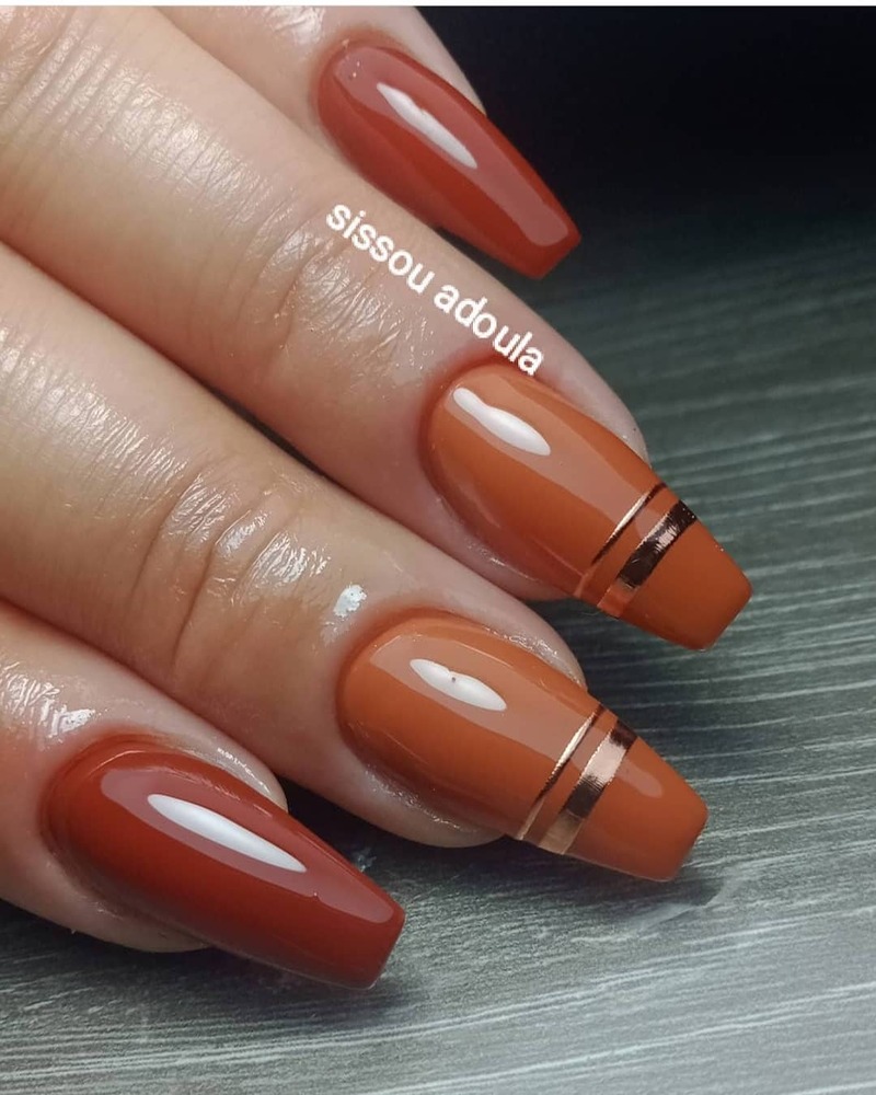 cliomakeup-pumpkin-nails-design