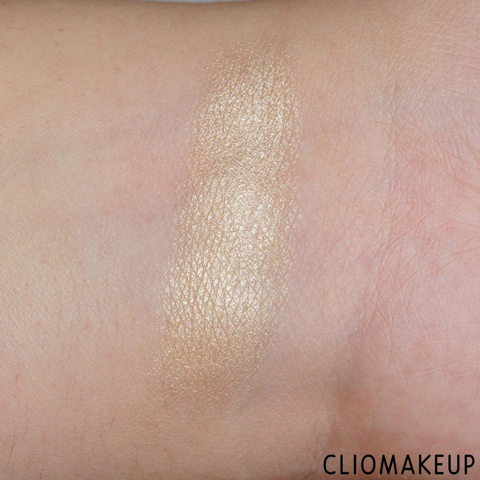 cliomakeup-recensione-illuminante-the-balm-mary-lou-manizer-6