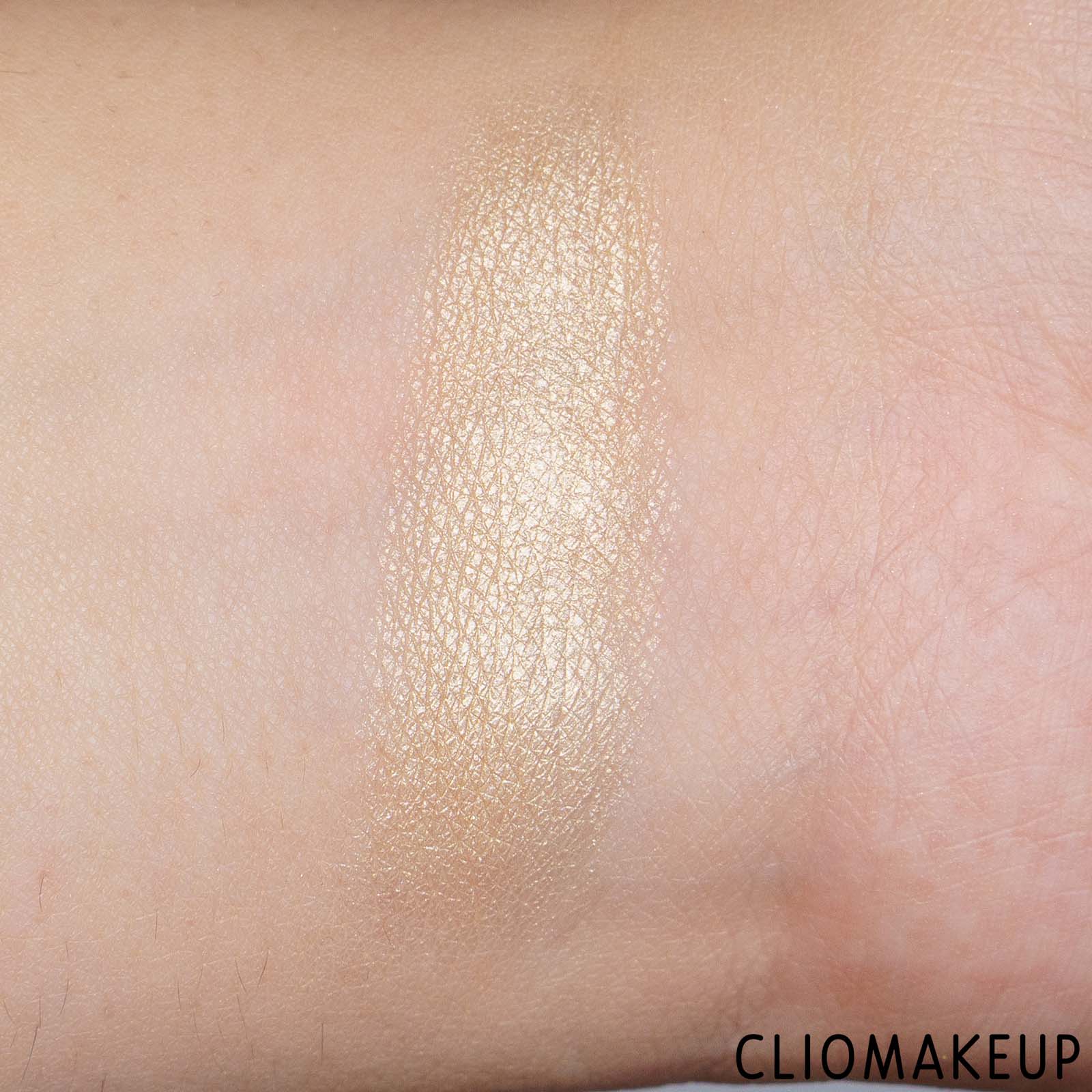 cliomakeup-recensione-illuminante-the-balm-mary-lou-manizer-7