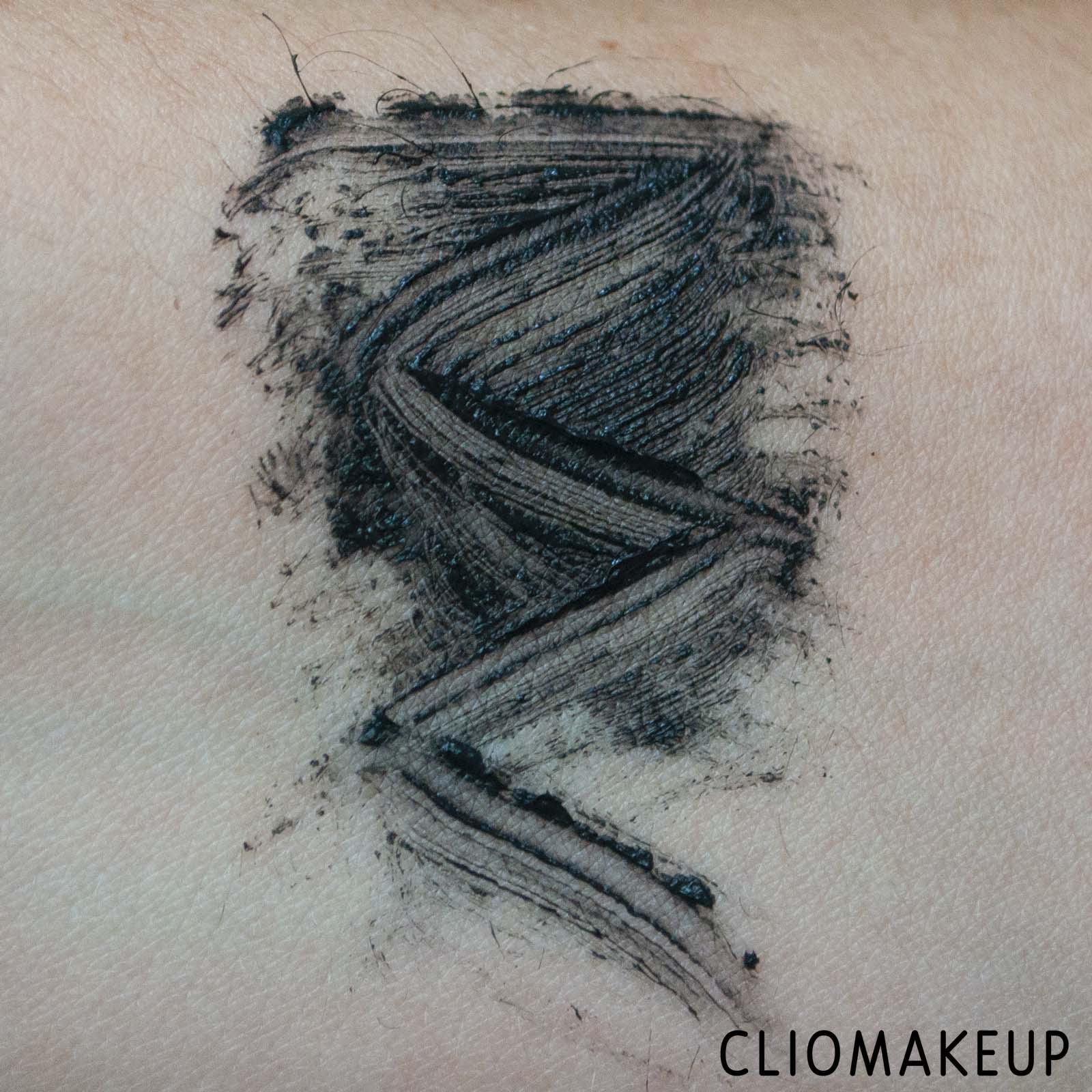 cliomakeup-recensione-mascara-naj-oleari-marvelous-curl-mascara-effetto-volume-e-incurvatura-6