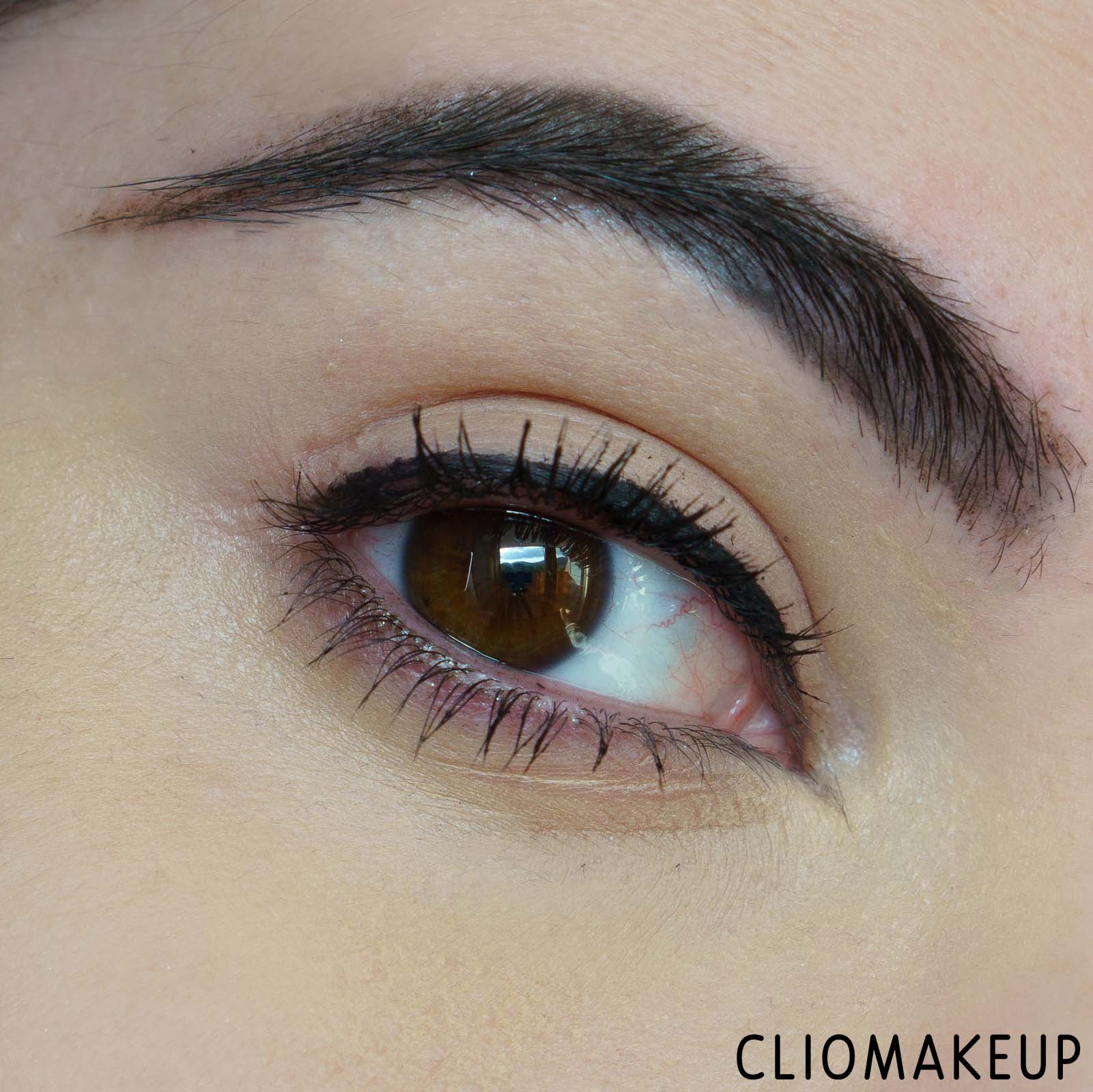 cliomakeup-recensione-eyeliner-naj-oleari-impeccable-eyeliner-resistente-allacqua-10