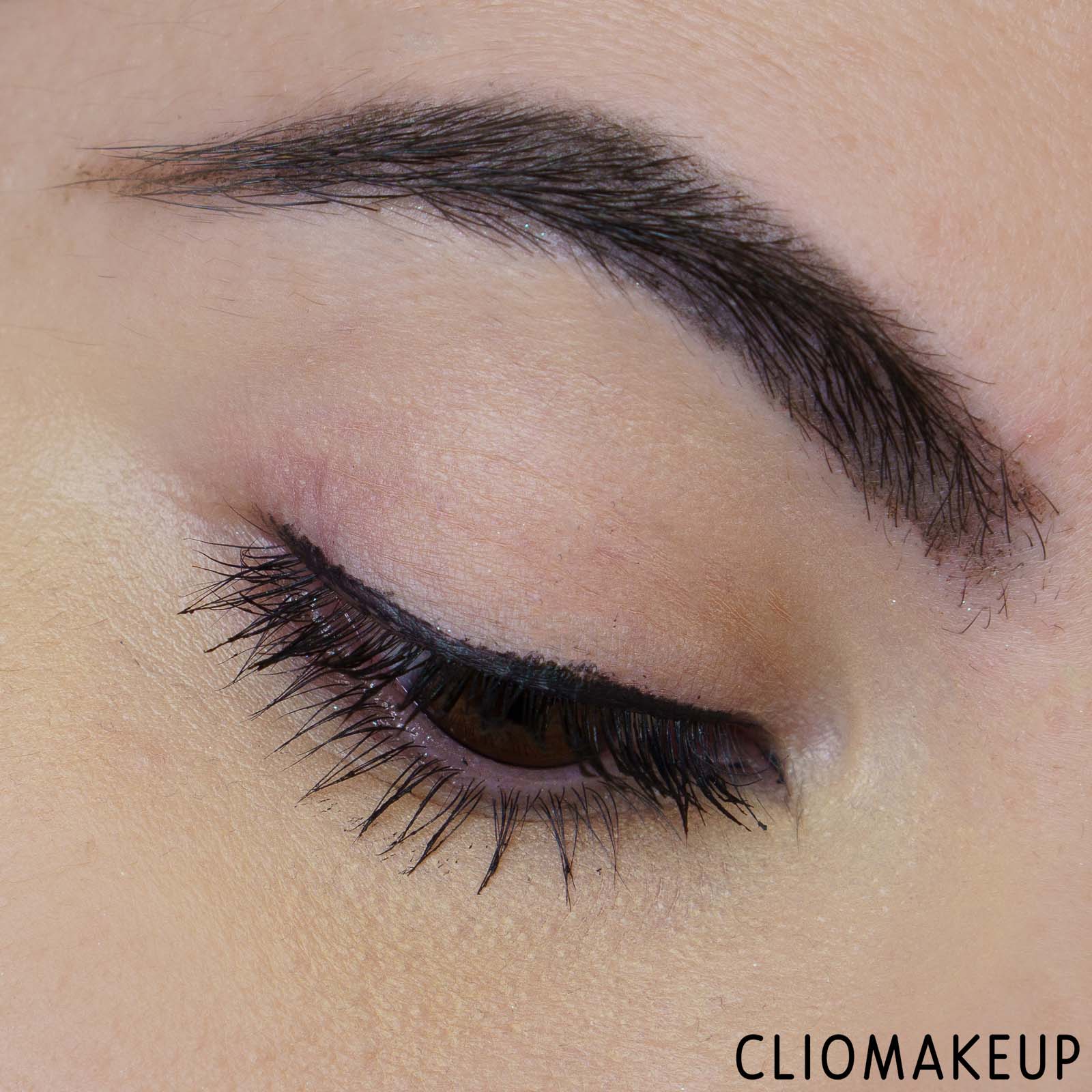 cliomakeup-recensione-eyeliner-naj-oleari-impeccable-eyeliner-resistente-allacqua-12