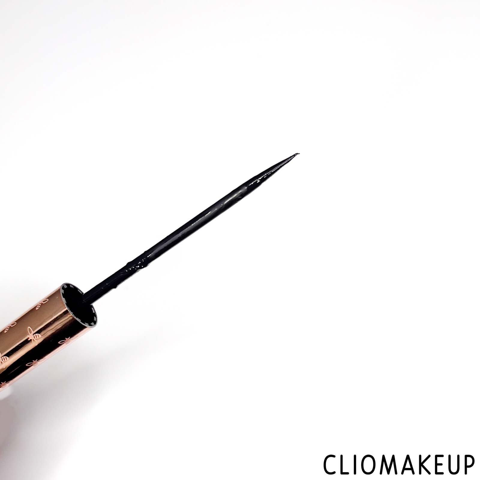 cliomakeup-recensione-eyeliner-naj-oleari-impeccable-eyeliner-resistente-allacqua-5