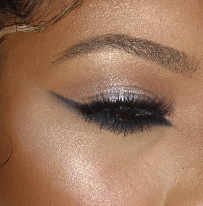 cliomakeup-reverse-cat-eye-codine