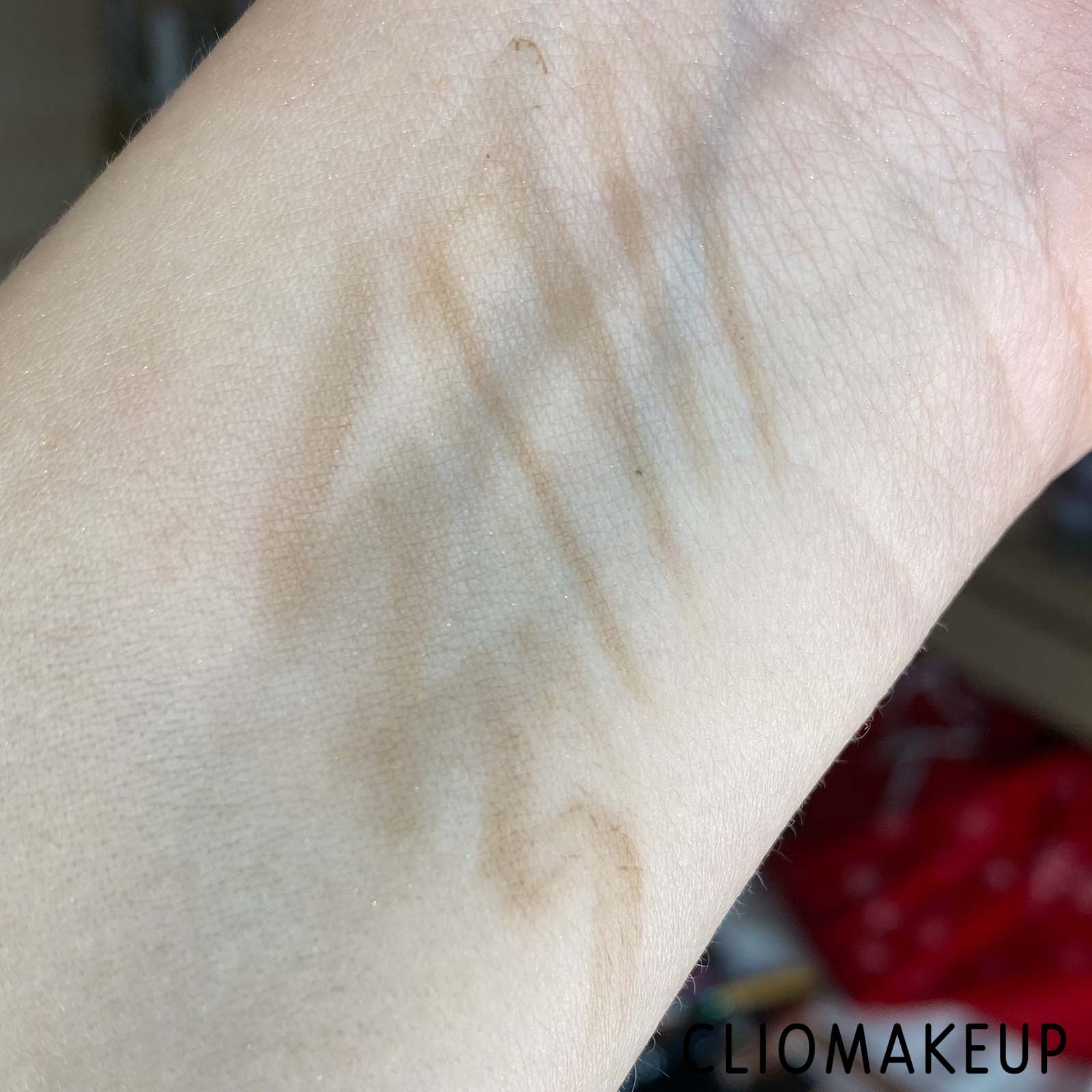 Cliomakeup-Recensione-Matita-Sopracciglia-Too-Faced-Pomade-In-A-Pencil-Brow-Shaper-E-Filler-Waterproof -6