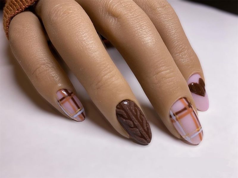 cliomakeup-plaid-nails-autunno-inverno-2021-teamclio-3