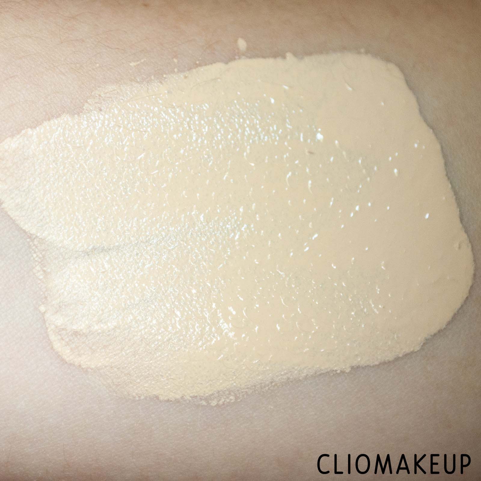 cliomakeup-recensione-fondotinta-it-cosmetics-your-skin-but-better-foundation-+-skincare-8