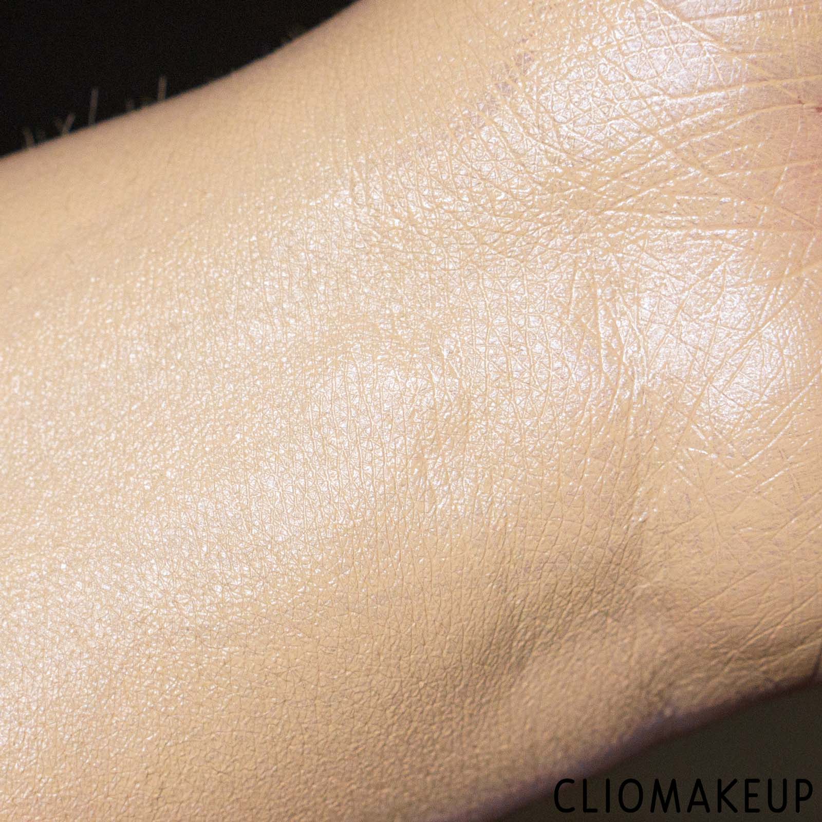 cliomakeup-recensione-fondotinta-wycon-radiance-wear-foundation-waterproof-spf-25-9