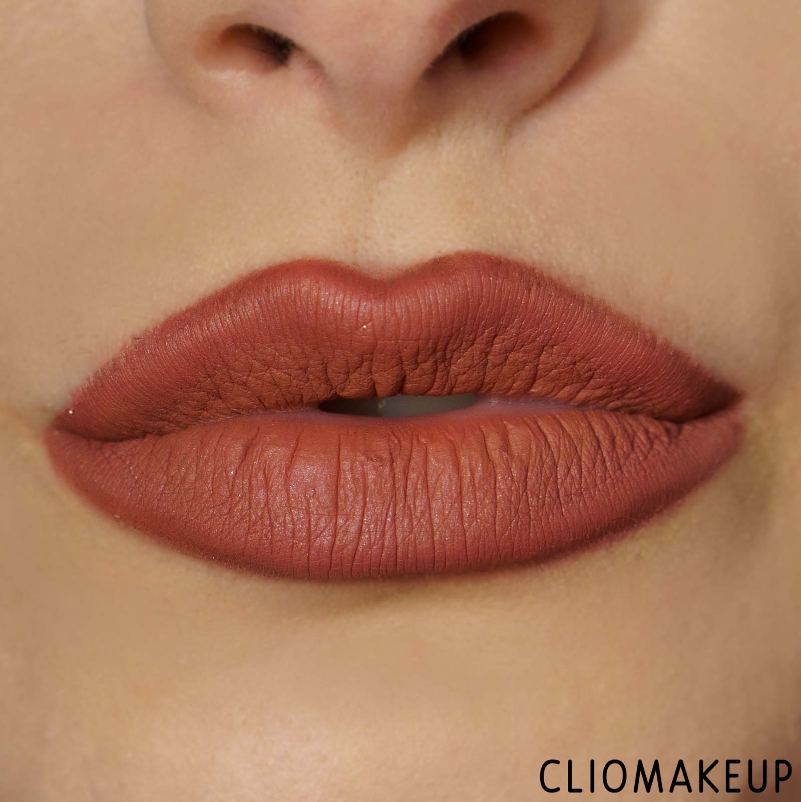 cliomakeup-recensione-rossetto-kiko-lasting-matte-veil-liquid-lip-colour-13