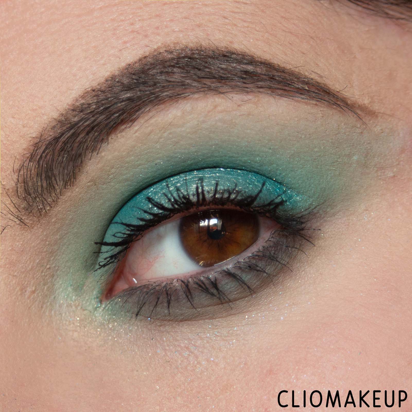 cliomakeup-recensione-palette-catrice-disney-princess-ariel-eyeshadow-palette-13