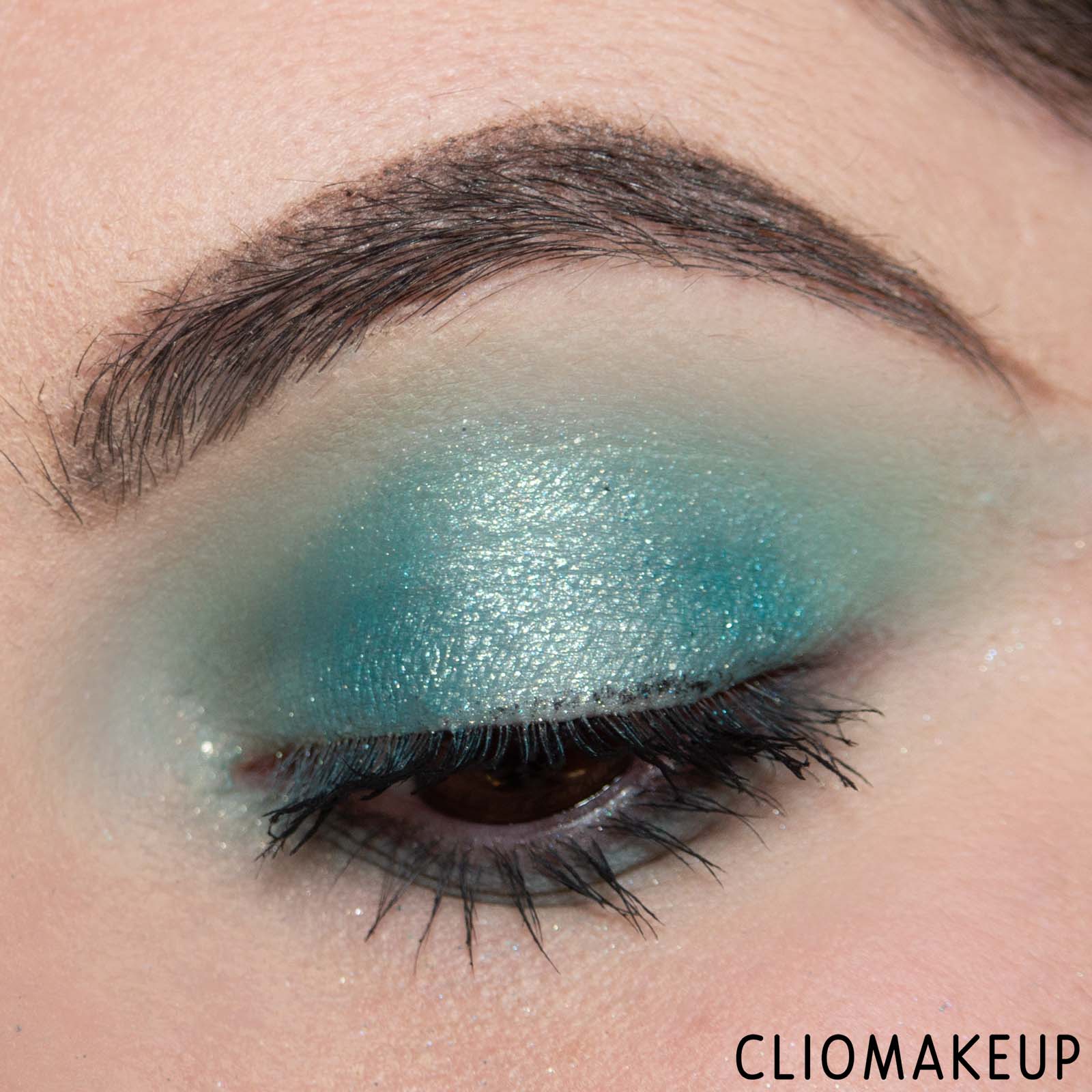 cliomakeup-recensione-palette-catrice-disney-princess-ariel-eyeshadow-palette-15