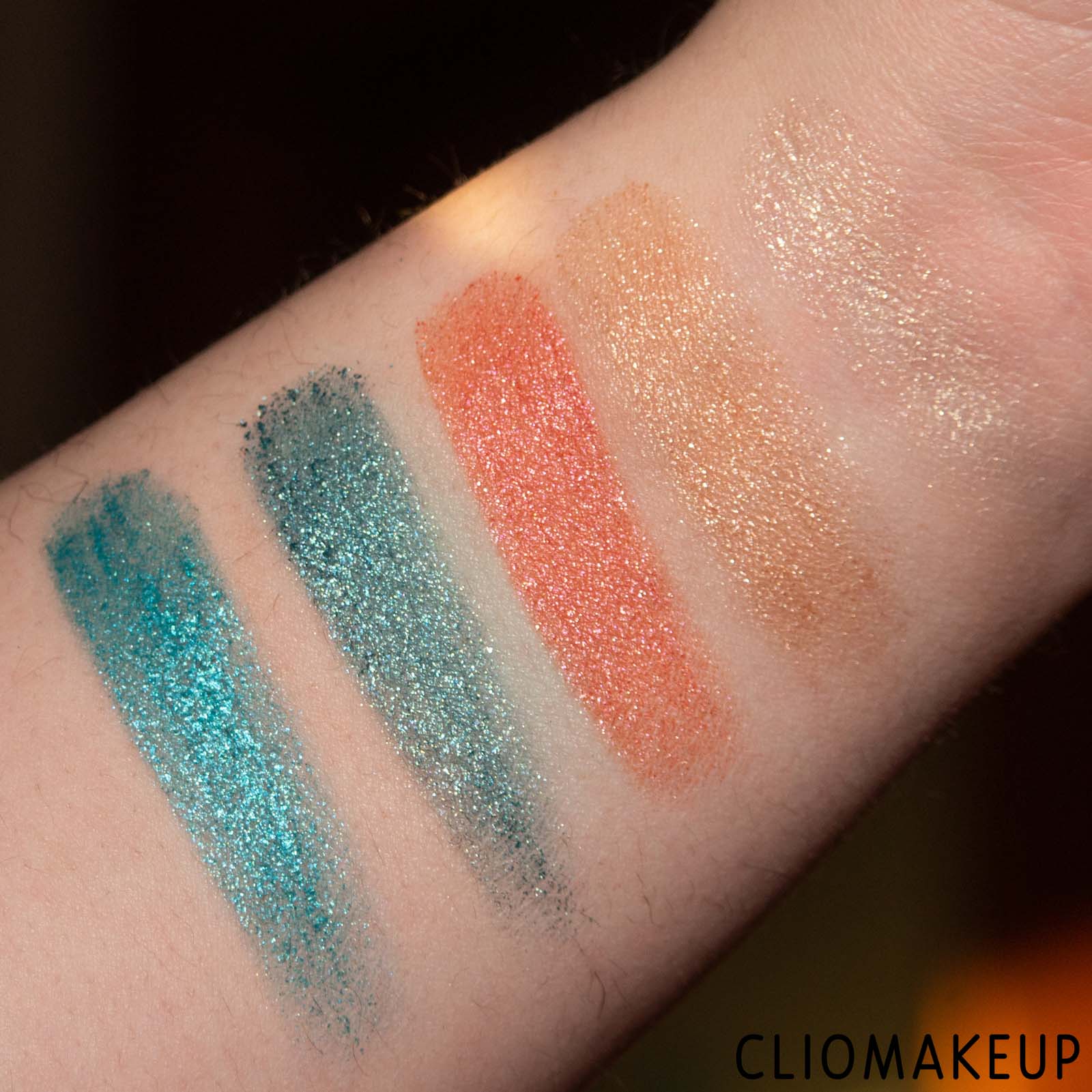 cliomakeup-recensione-palette-catrice-disney-princess-ariel-eyeshadow-palette-8