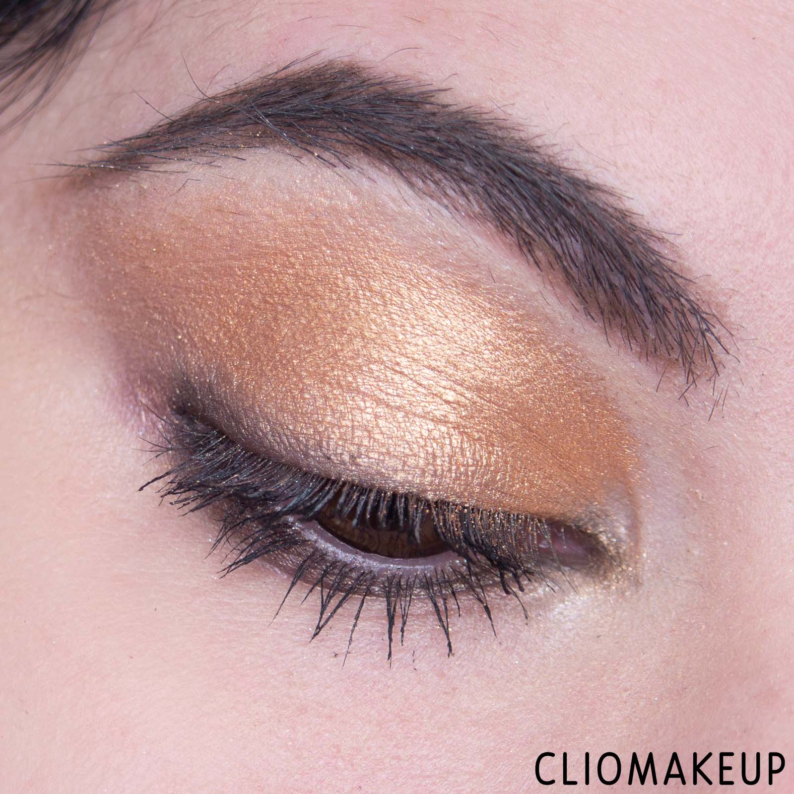 cliomakeup-recensione-palette-kiko-a-holiday-fable-ethereal-eyeshadow-palette-10