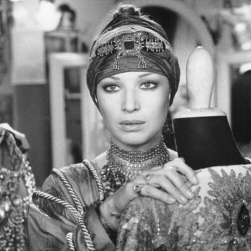 cliomakeup-monica-vitti-mimi-bluette