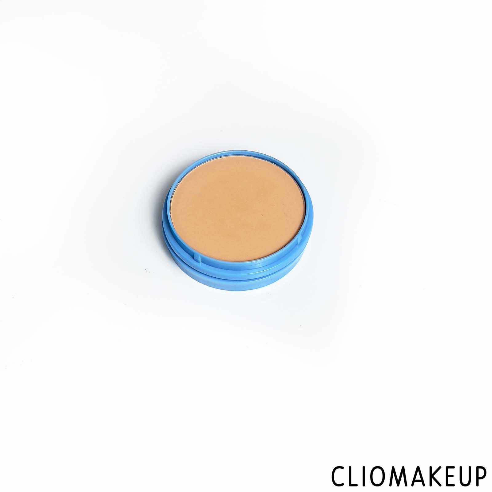 cliomakeup-recensione-cipria-rimmel-kind-e-free-healthy-look-pressed-powder-5