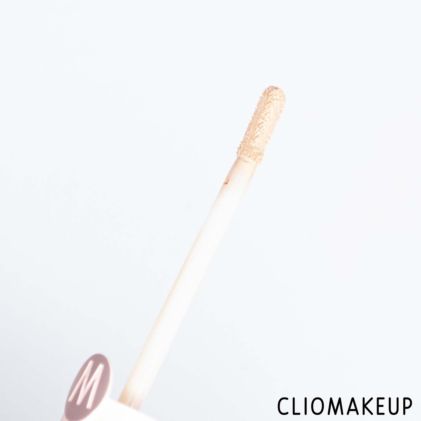 cliomakeup-recensione-correttore-wycon-l'amour-toujours-love-rewind-liquid-concealer-5