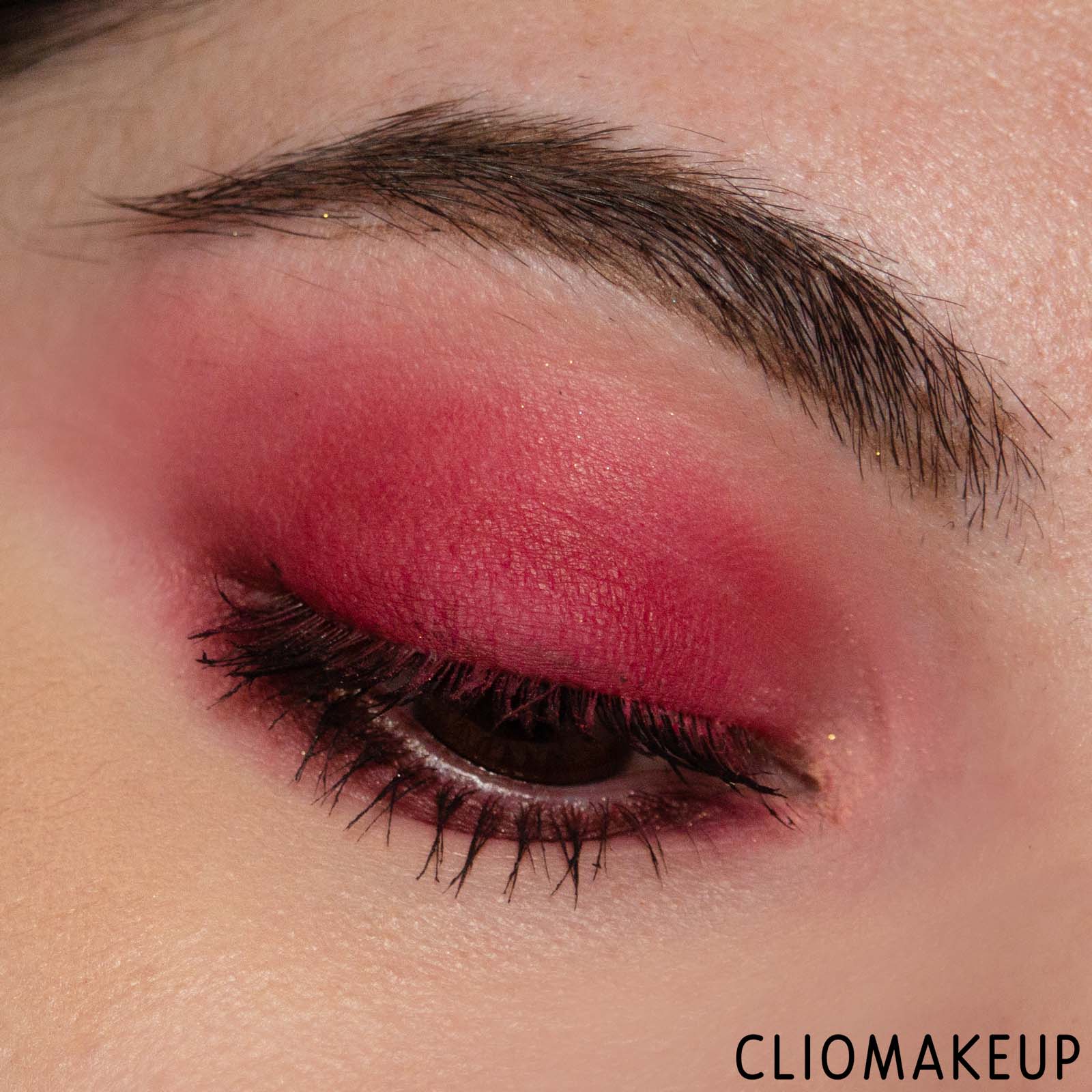 cliomakeup-recensione-palette-nyx-la-casa-de-papel-el-profesor-color-palette-12