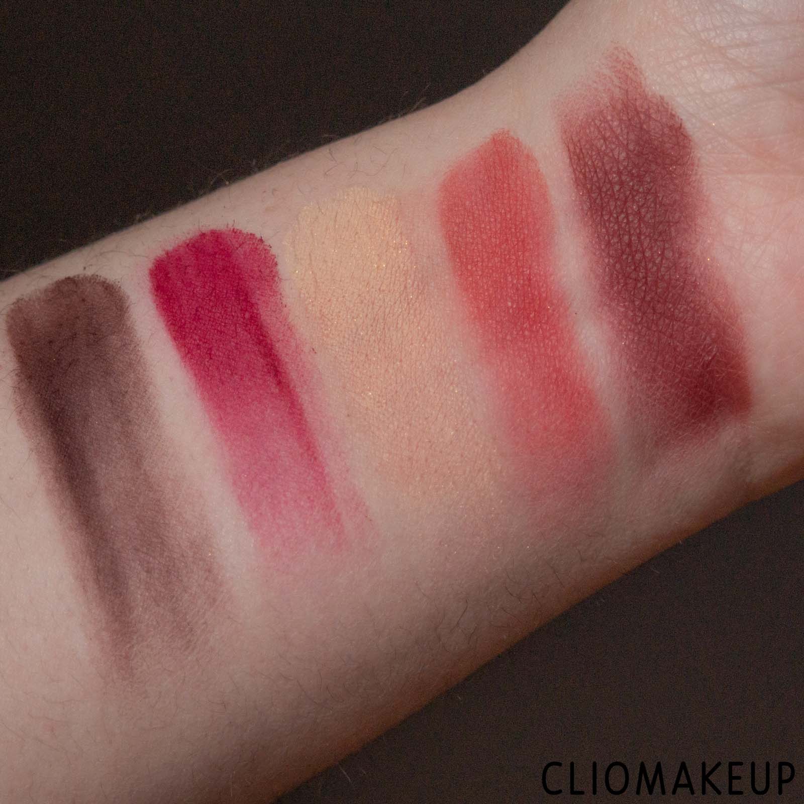 cliomakeup-recensione-palette-nyx-la-casa-de-papel-el-profesor-color-palette-6