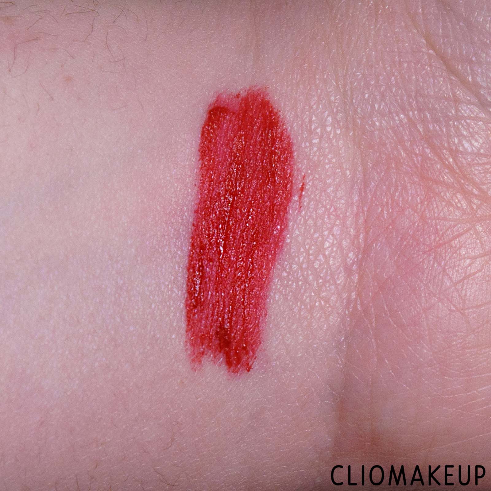 cliomakeup-recensione-rossetto-ruby-boo-powder-kiss-liquid-lipstick-7