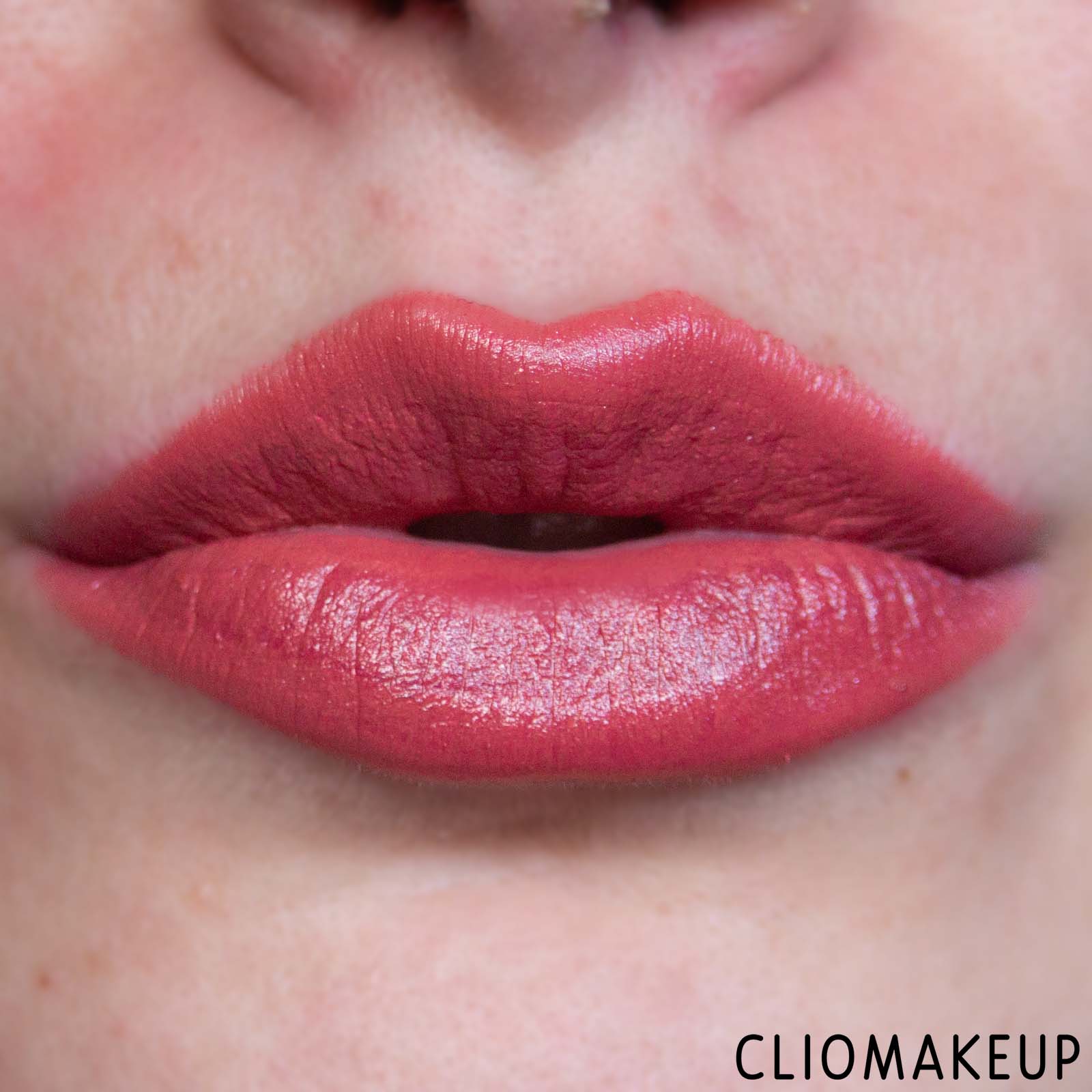 cliomakeup-recensione-rossetto-ysl-the-slim-glow-matte-luminous-matte-lipstick-10