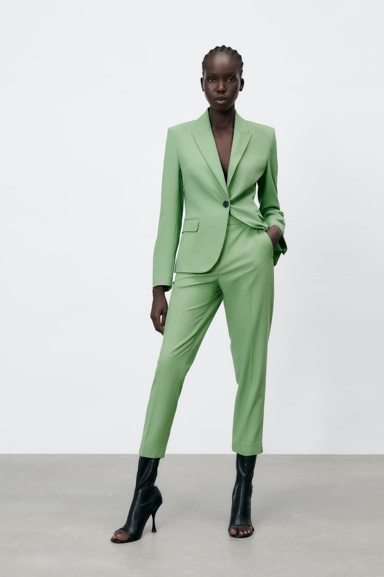 Cliomakeup-outfit-primavera-2022-ZARA-PANTALONI-ALLA-CAVIGLIA-VERDE