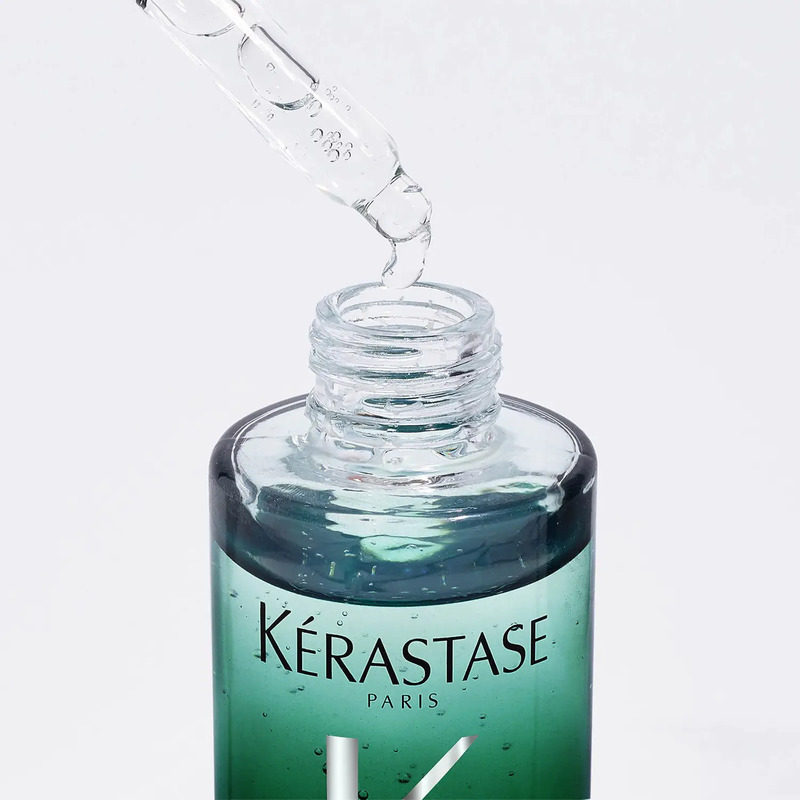 cliomakeup-prodotti-capelli-primavera-2022-kerastase-siero-specifique-potentialiste-texture