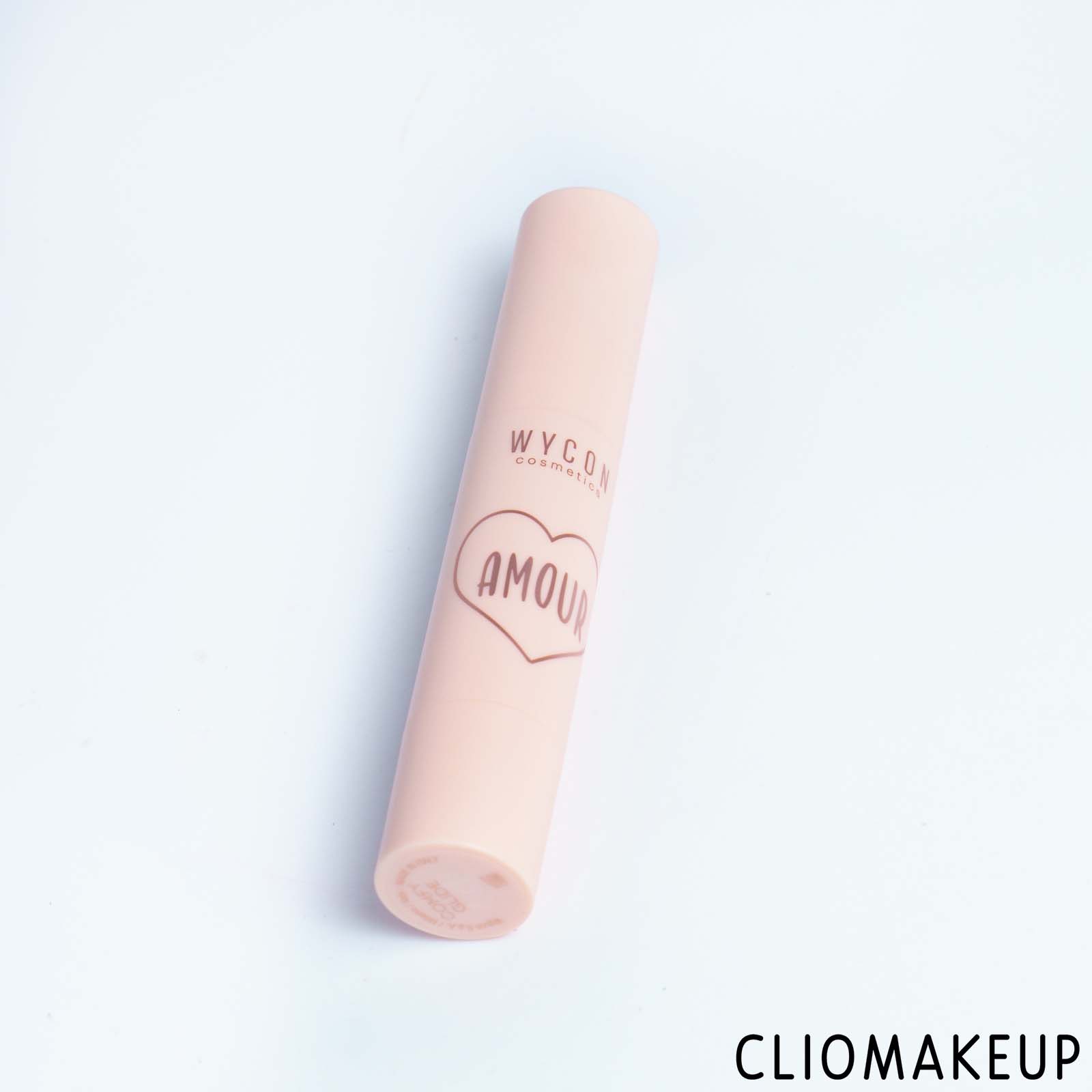 cliomakeup-recensione-olio-labbra-wycon-lamour-toujours-comfy-glide-lip-oil-3