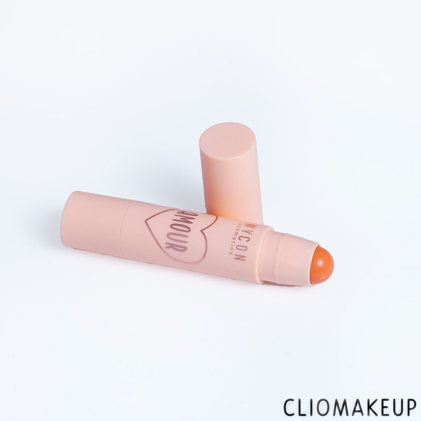 cliomakeup-recensione-olio-labbra-wycon-lamour-toujours-comfy-glide-lip-oil-4