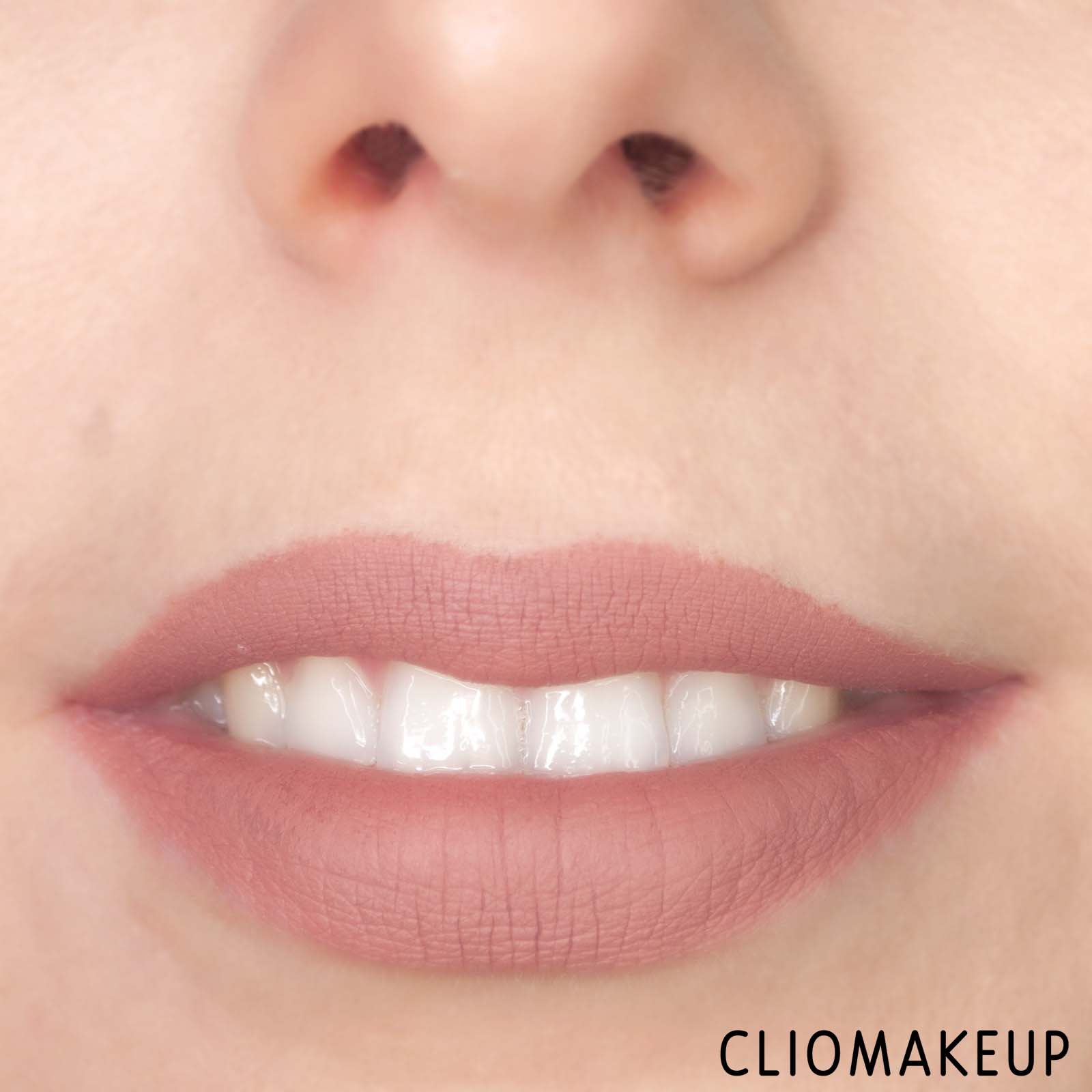 cliomakeup-recensione-rossetti-kiko-blossoming-beauty-long-lasting-matte-lipstick-10