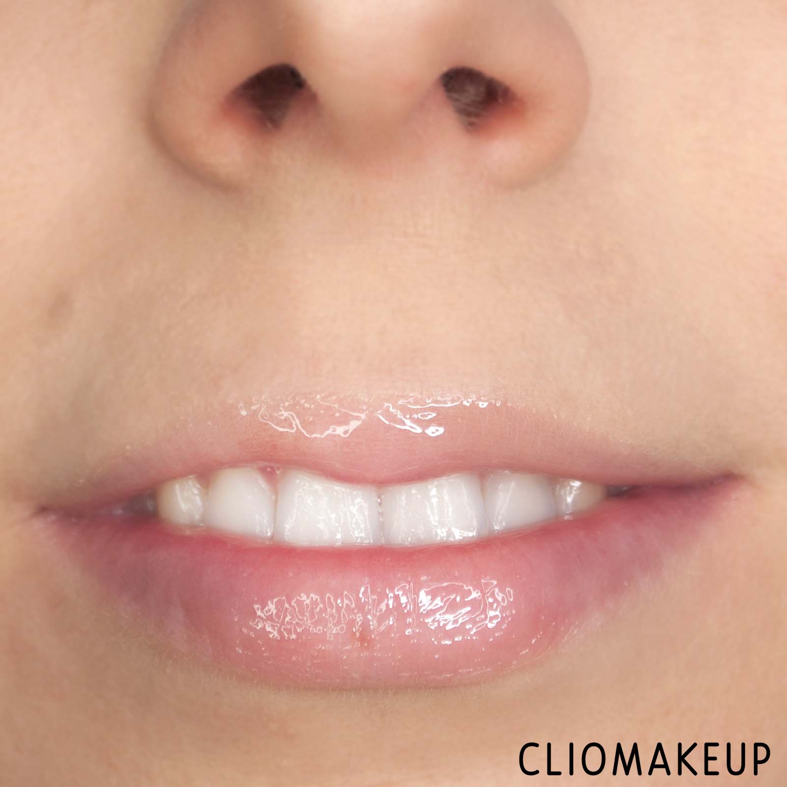 cliomakeup-recensione-siero-labbra-revolution-plump-me-up-lip-serum-10