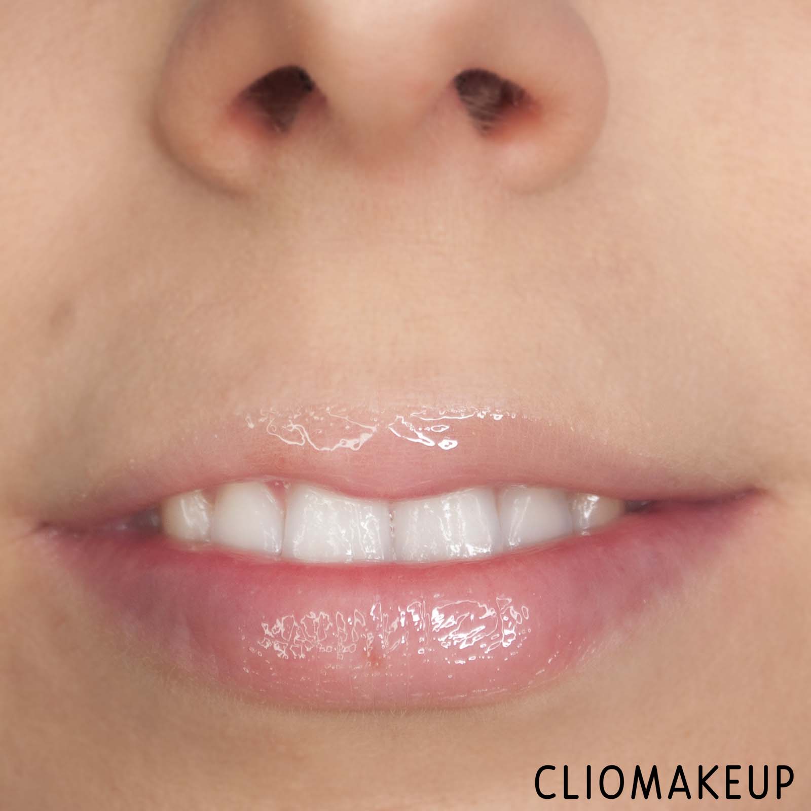 cliomakeup-recensione-siero-labbra-revolution-plump-me-up-lip-serum-11