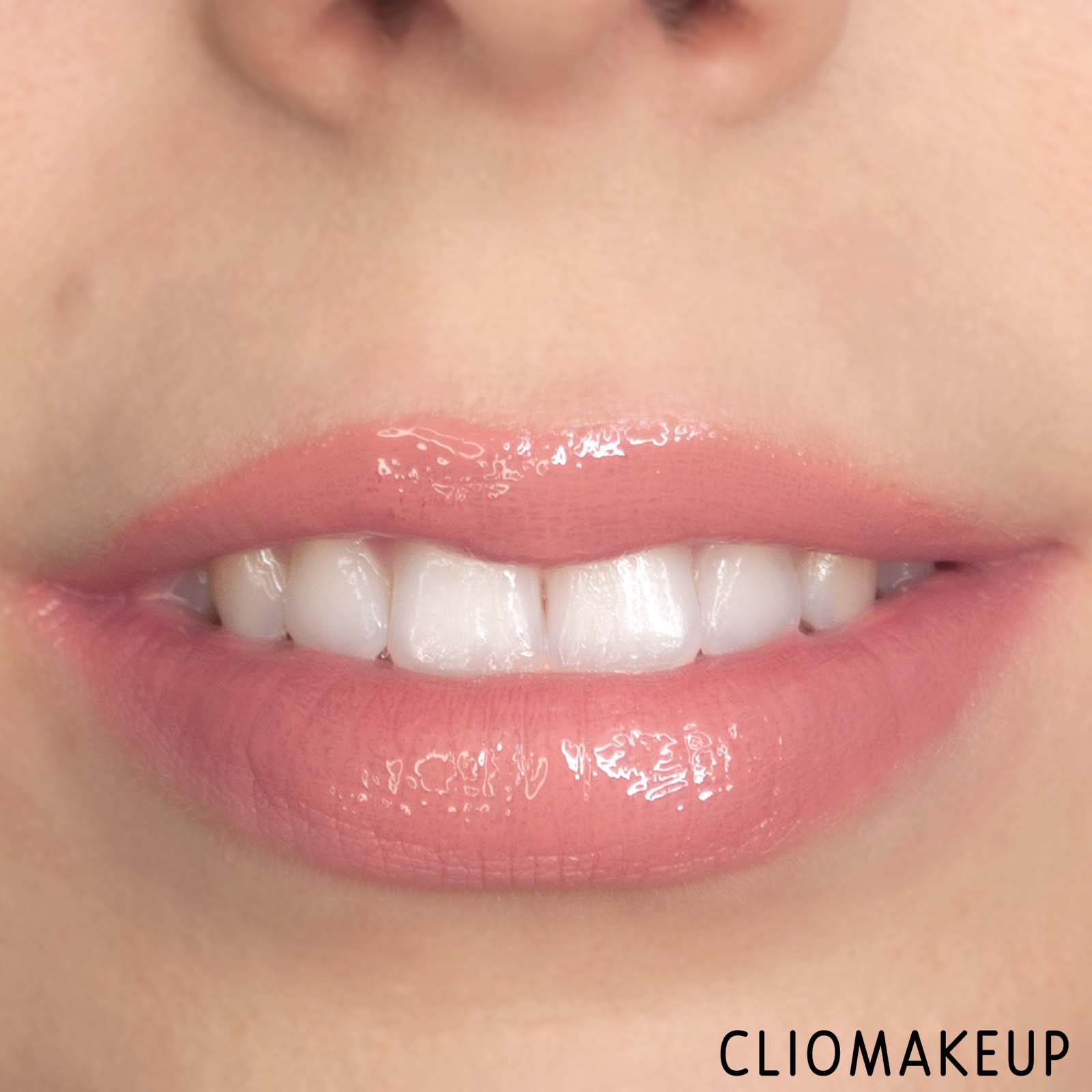 cliomakeup-recensione-siero-labbra-revolution-plump-me-up-lip-serum-12