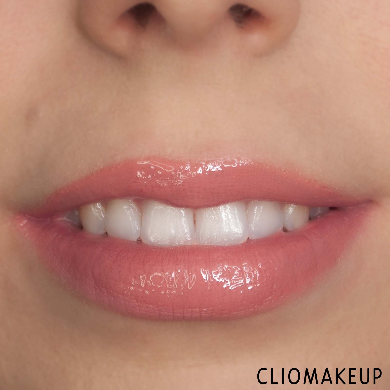 cliomakeup-recensione-siero-labbra-revolution-plump-me-up-lip-serum-13