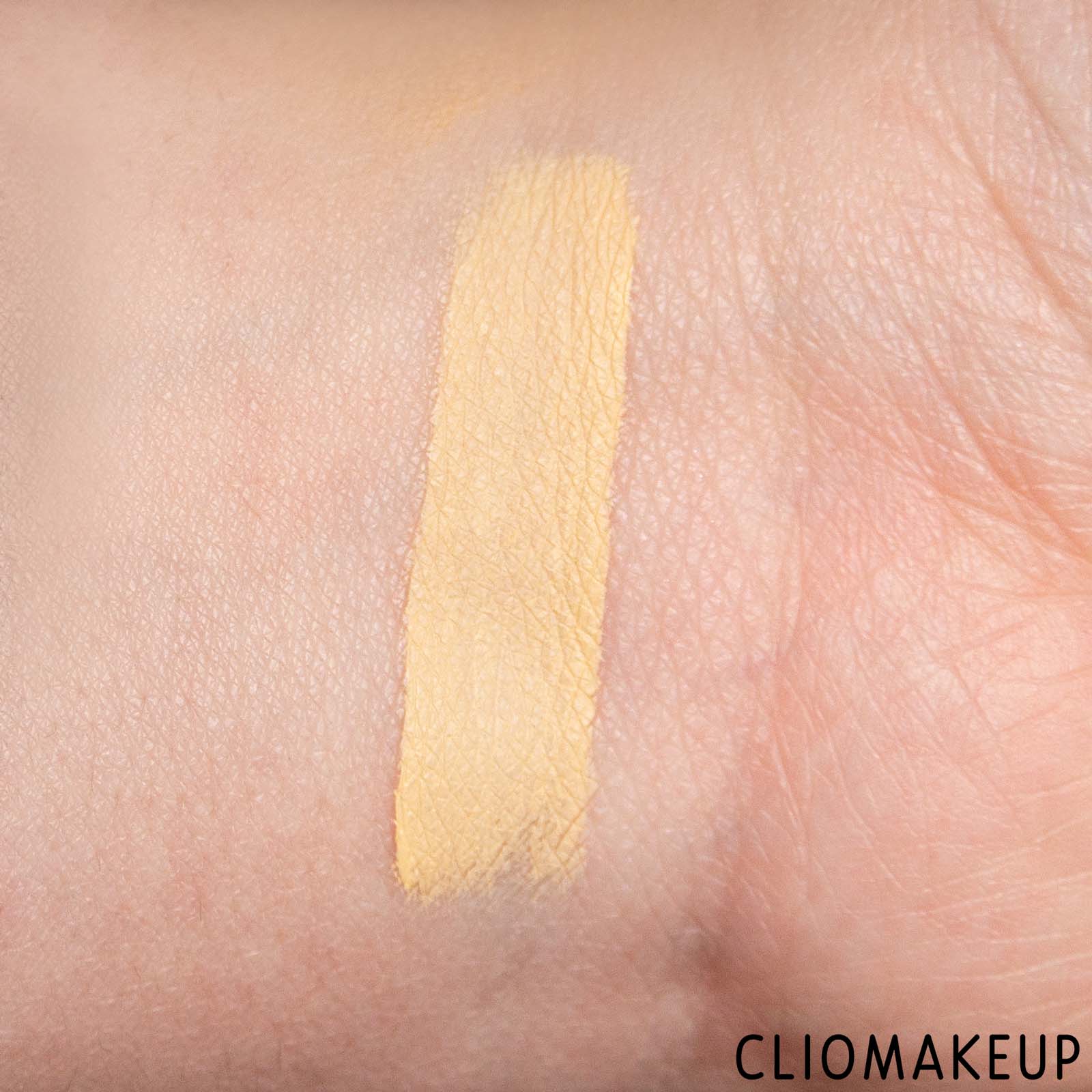 cliomakeup-recensione-correttore-one-size-turn-up-the-base-butter-silk-concealer-7