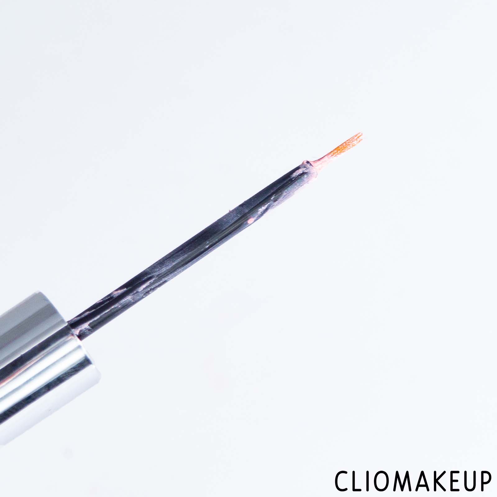 cliomakeup-recensione-eyeliner-wycon-liquid-color-eyeliner-5