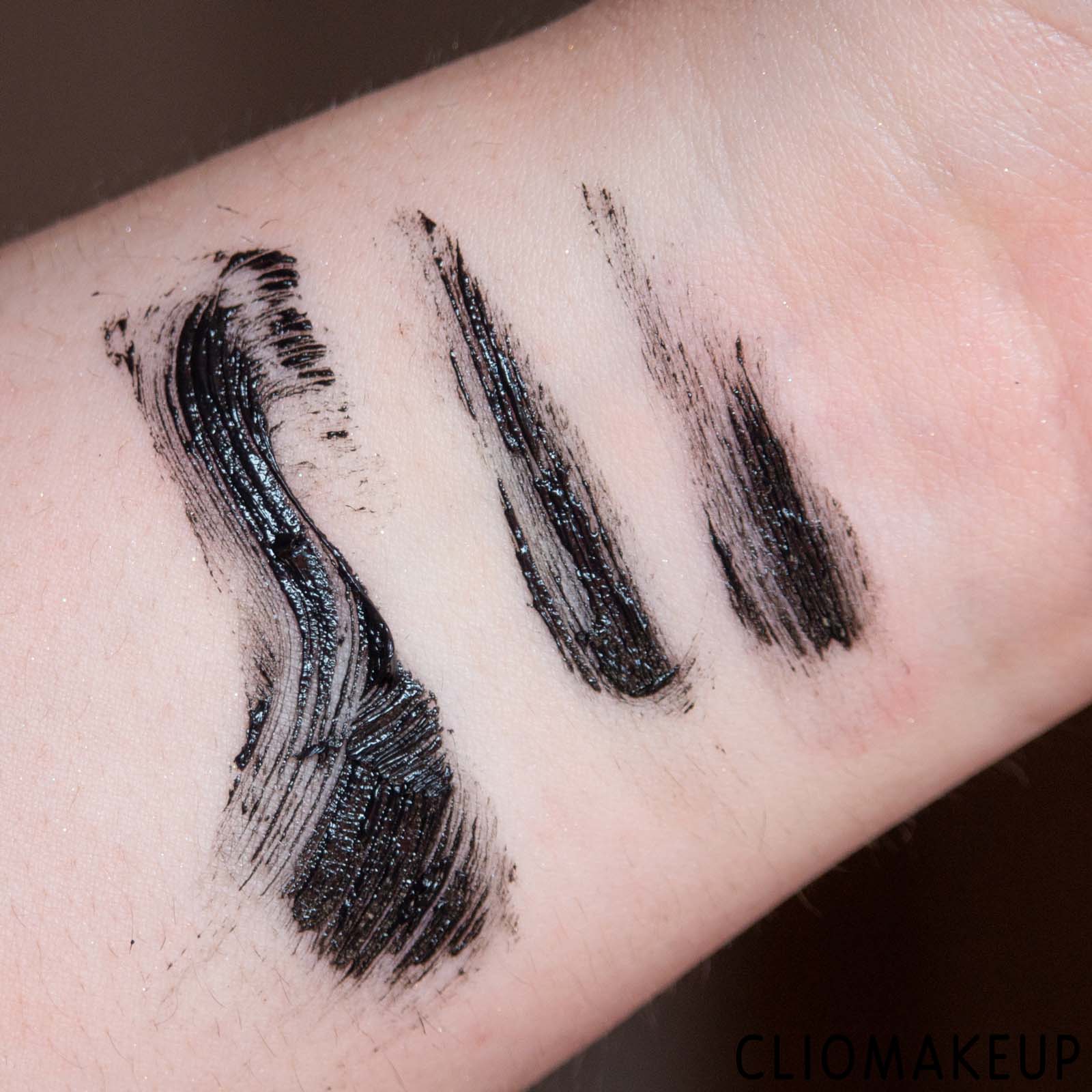 cliomakeup-recensione-mascara-maybelline-the-colossal-big-shot-waterproof-6