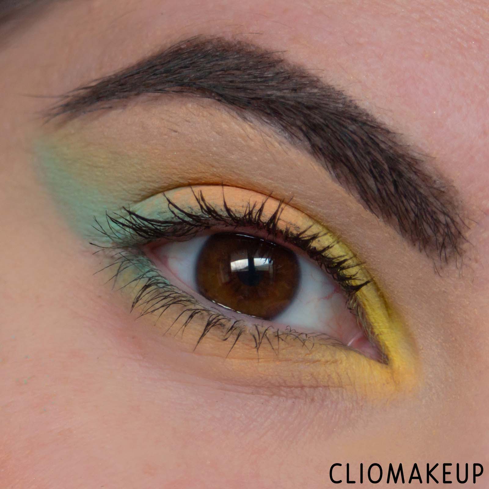 cliomakeup-recensione-palette-beauty-bay-pastels-pressed-pigment-palette-13