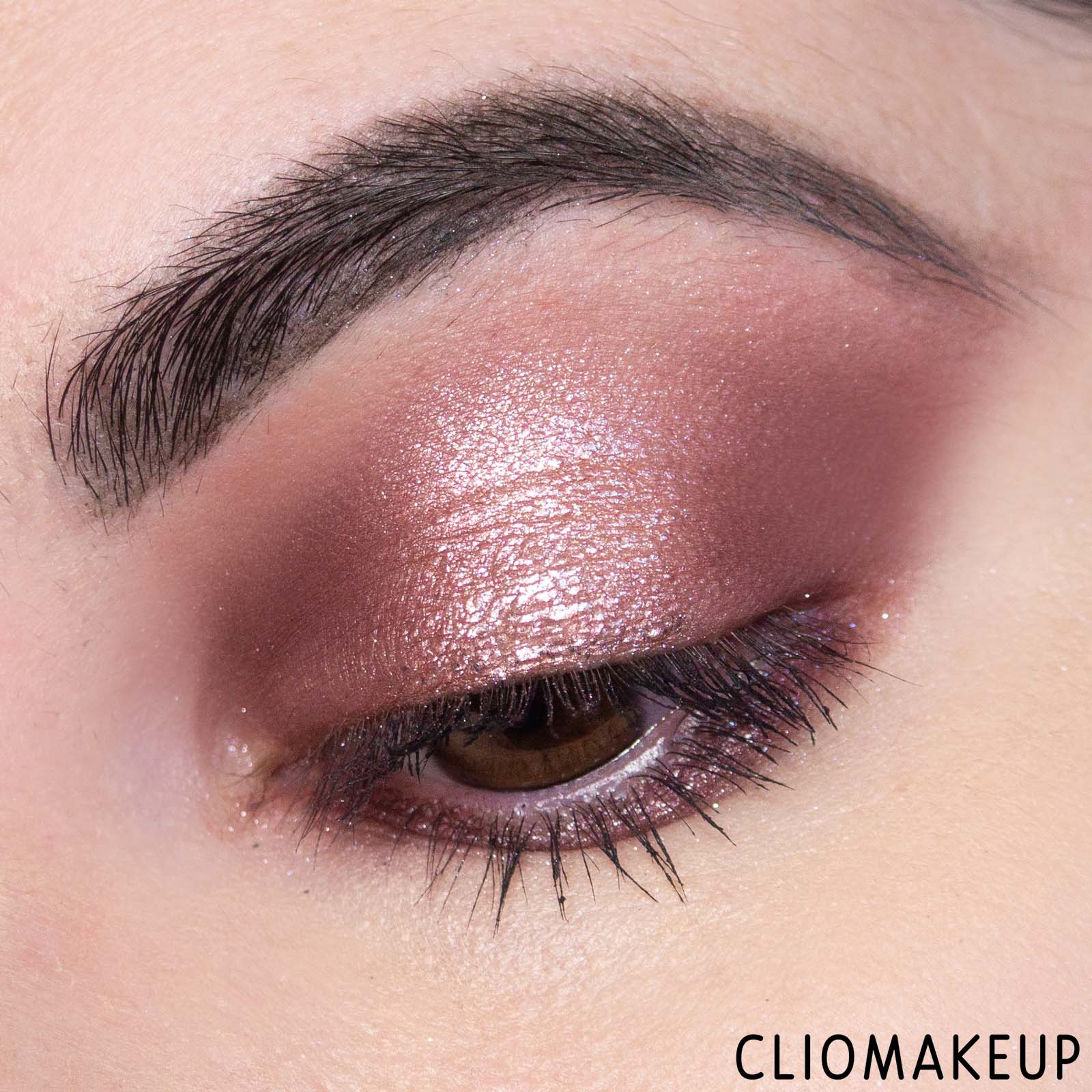 cliomakeup-recensione-palette-layla-cosmetics-freevola-cold-eyeshadow-palette-14