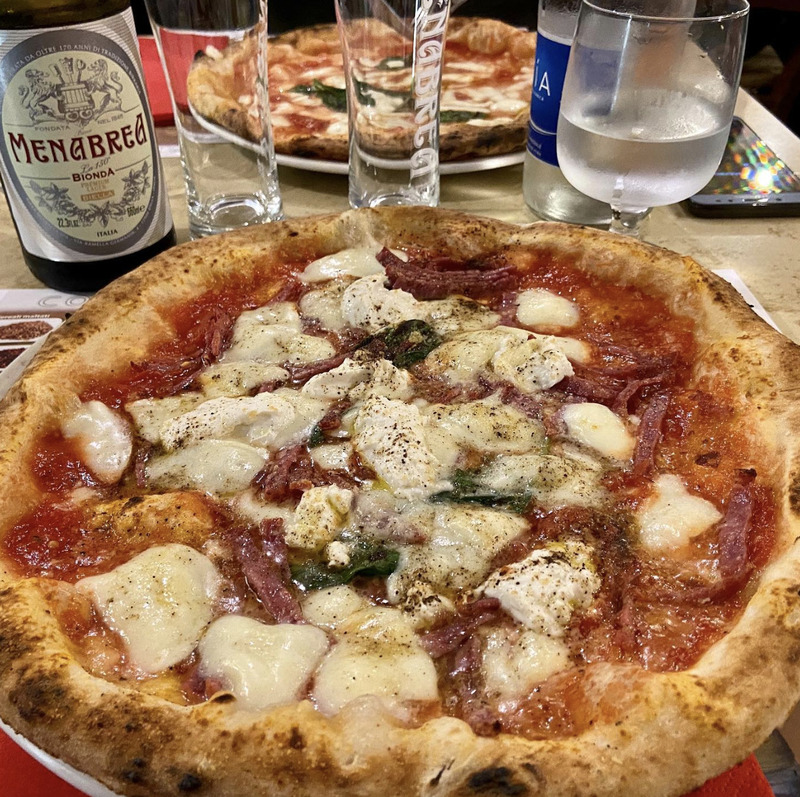 cliomakeup-dove-mangiare-pizza-napoli-pizzaria-la-notizia