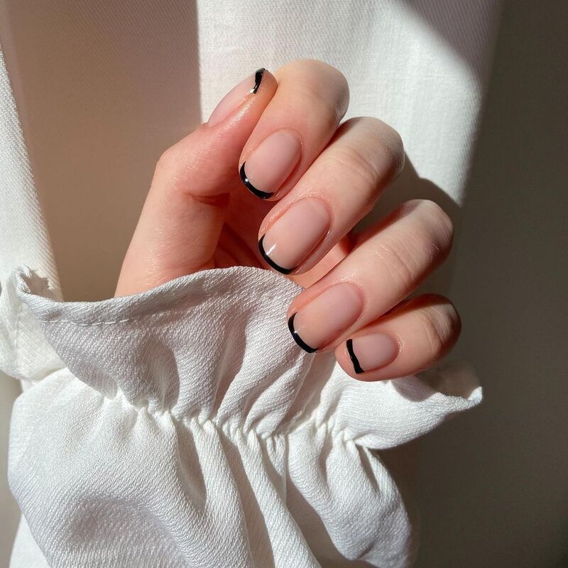 cliomakeup-micro-french-manicure-nere