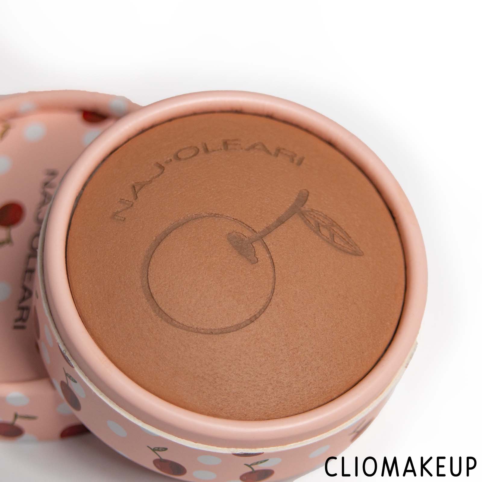 cliomakeup-recensione-bronzer-naj-oleari-sun-kissed-baked-bronzer-terra-abbronzante-5