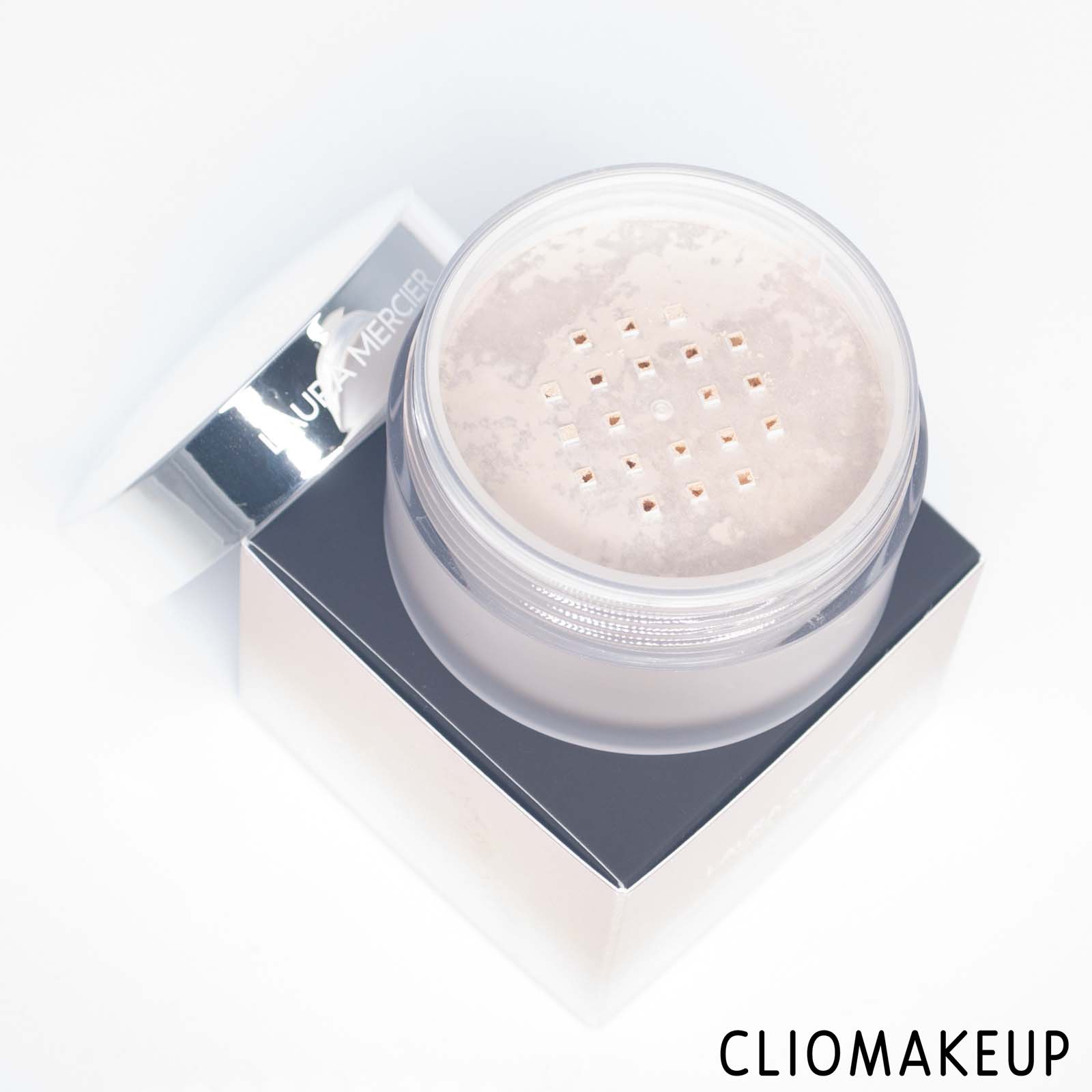 cliomakeup-recensione-cipria-laura-mercier-translucent-loose-setting-powder-light-catcher-5